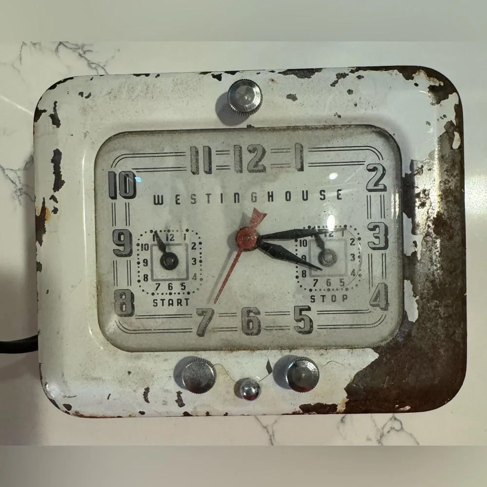 Vintage 1940’s Westinghouse Electric Clock
